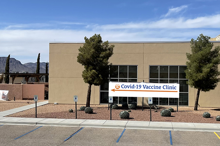 banner indicating entrance to vaccine clinic